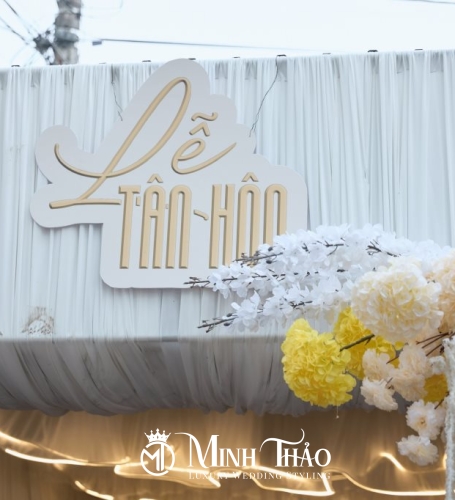Văn Hoài & Thùy Dung