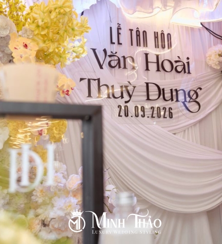 Văn Hoài & Thùy Dung