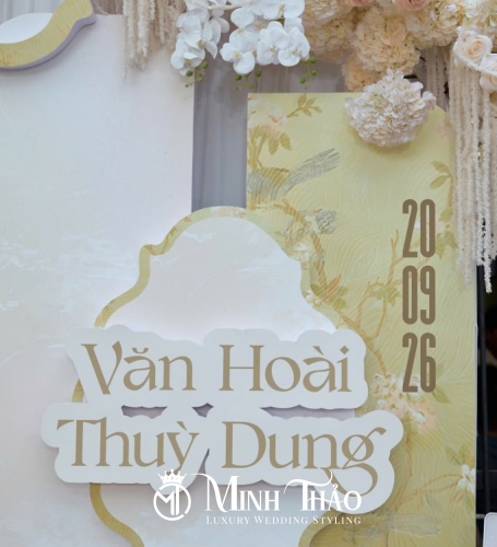 Văn Hoài & Thùy Dung