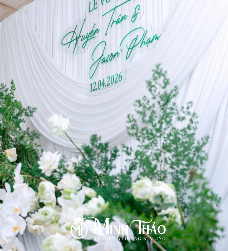 Huyền Trân & Jason Phạm