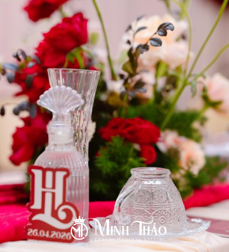 Công Hậu & Cẩm Ly