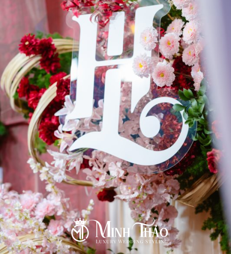 Công Hậu & Cẩm Ly
