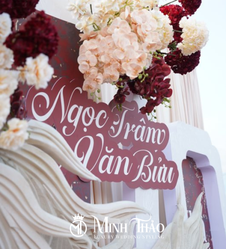 Ngọc Trâm & Văn Bửu