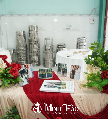 Ngọc Trâm & Văn Bửu