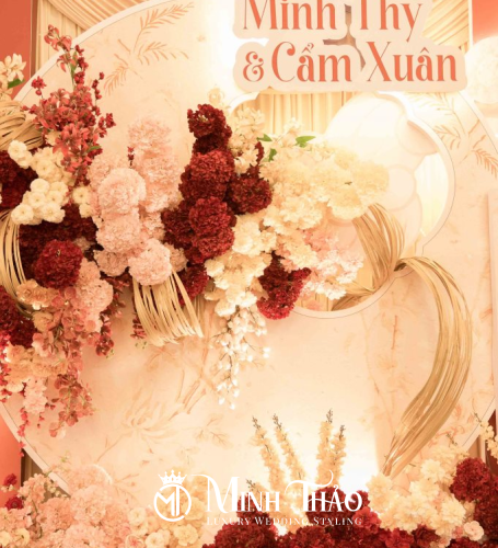 Minh Thy & Cẩm Xuân