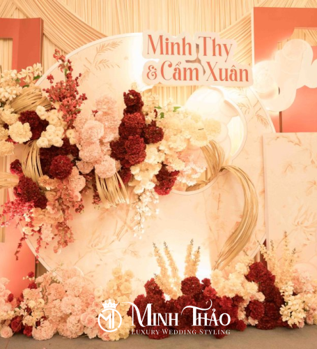 Minh Thy & Cẩm Xuân