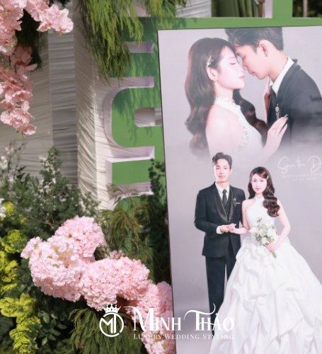 Tường Vi & Hoàng Long