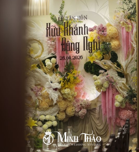 Hữu Khánh & Đông Nghi 