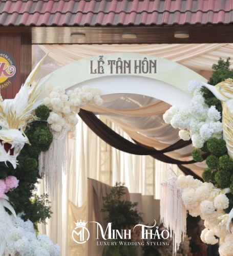Hữu Khánh & Đông Nghi 