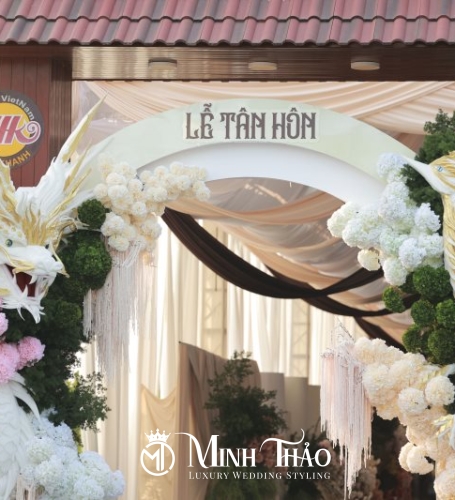 Hữu Khánh & Đông Nghi 