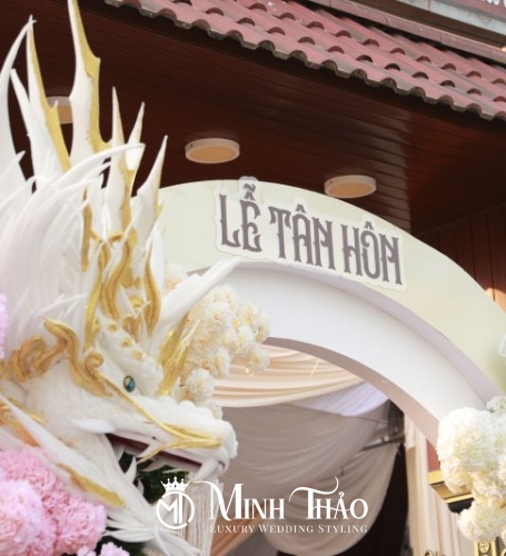 Hữu Khánh & Đông Nghi 