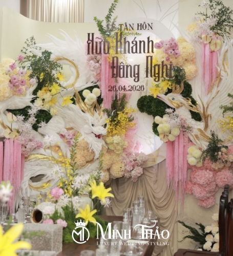 Hữu Khánh & Đông Nghi 