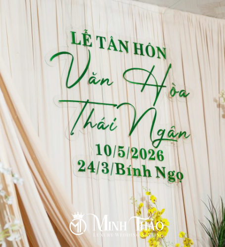 Văn Hòa & Thái Ngân
