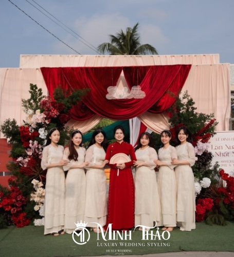 Lan Xuân & Nhất Nam