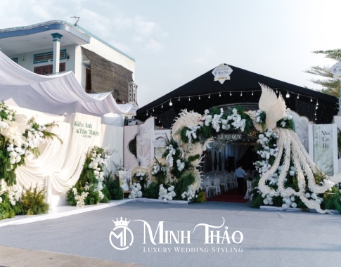 Kiều Anh & Tấn Thiện (Show nhà máy Ngọc Ẩn)